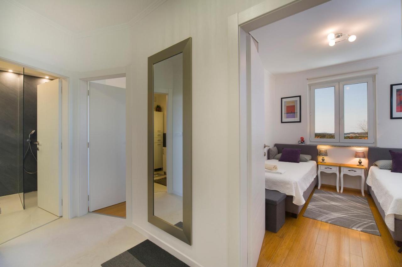 Apartment Marica Póla Kültér fotó