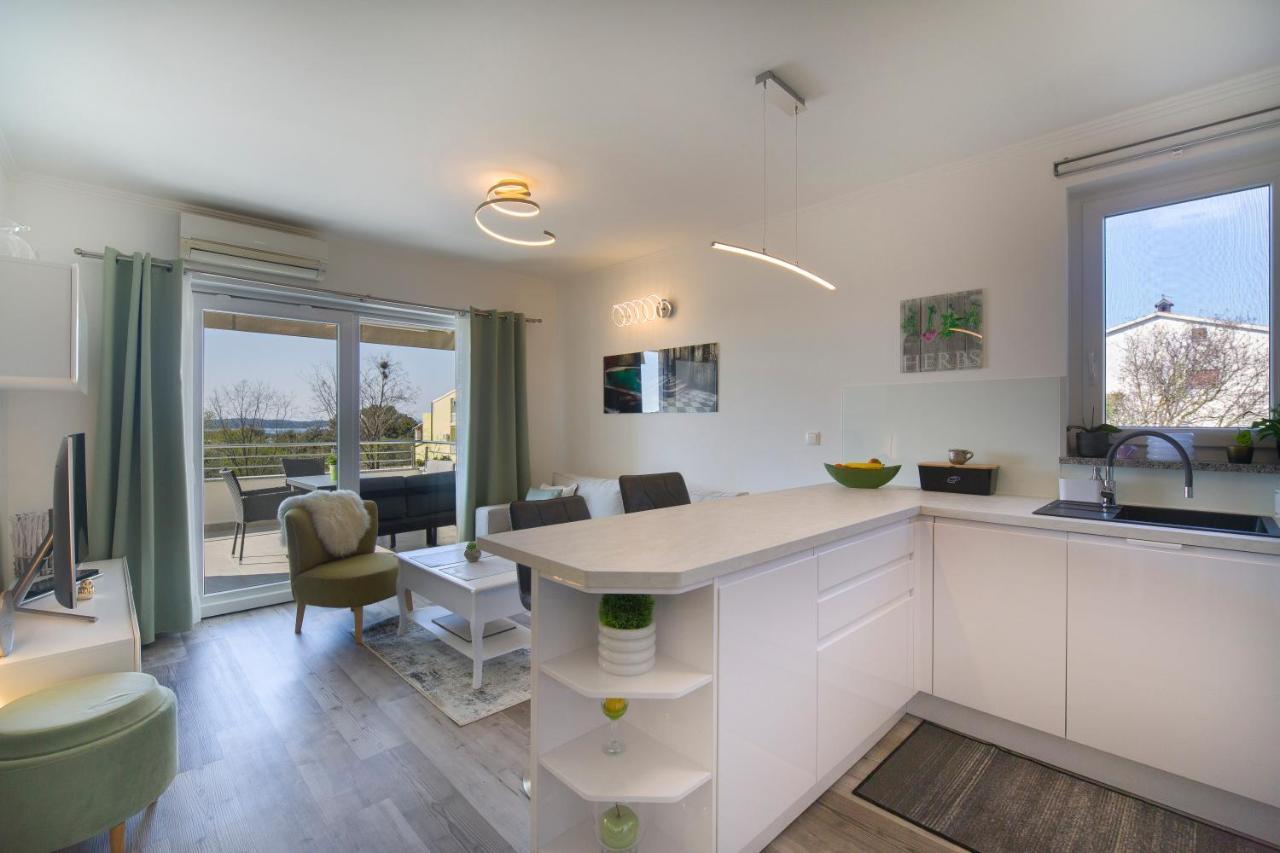 Apartment Marica Póla Kültér fotó