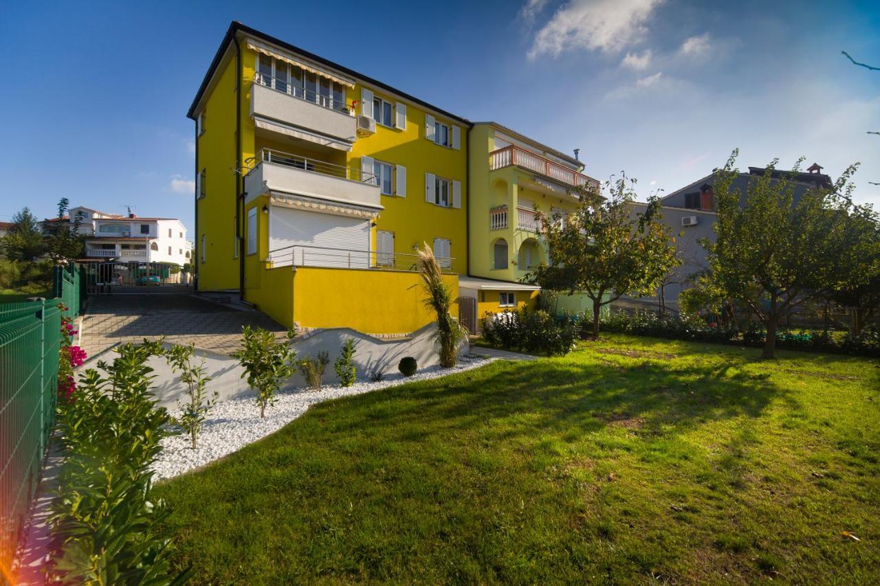 Apartment Marica Póla Kültér fotó